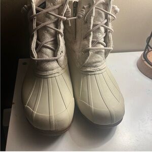 Sperry Women's Cream Winter Boots